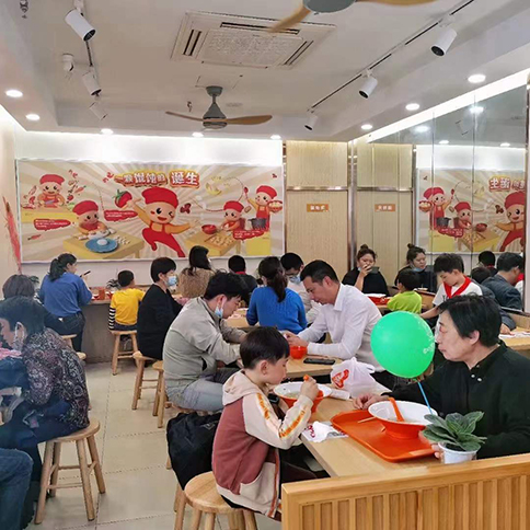 熱烈祝賀江蘇常州如意餛飩玉蘭廣場(chǎng)店盛大開(kāi)業(yè)！